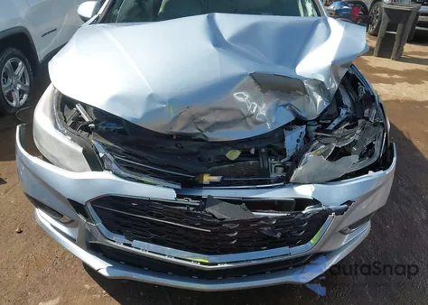 2017 Chevrolet Cruze Premier Auto z USA, uszkodzony, nr VIN 1G1BF5SM0H7154627